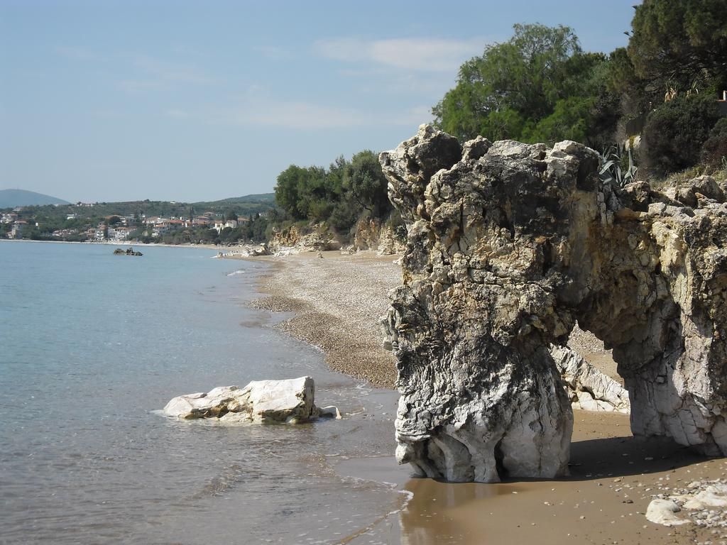 Villa Maria Chrani Buitenkant foto