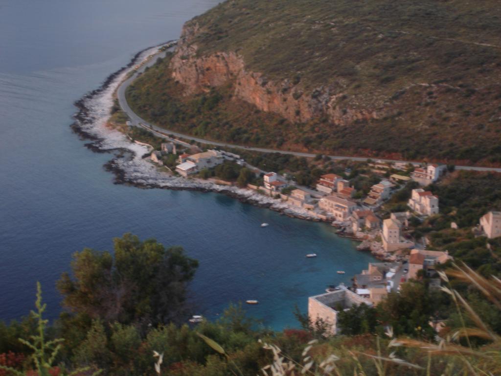 Villa Maria Chrani Buitenkant foto