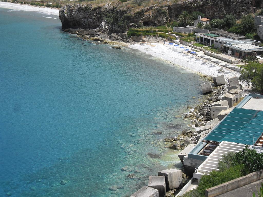 Villa Maria Chrani Buitenkant foto
