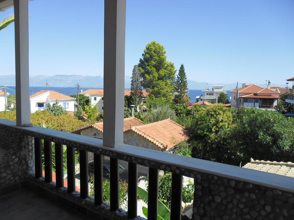 Villa Maria Chrani Buitenkant foto